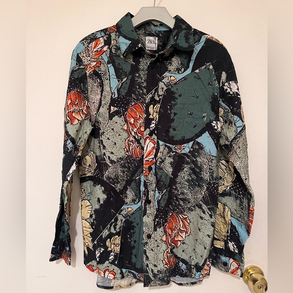 Zara Men’s Green, Black & Orange Floral Button-Down Shirt